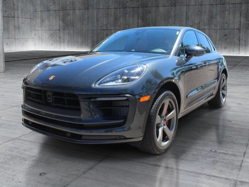 Used 2023 Porsche Macan S AWD/4WD image 10