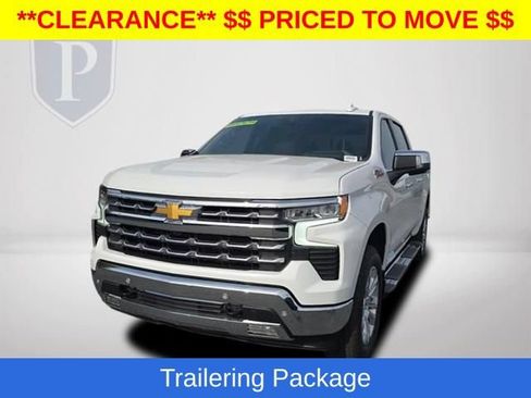 New 2026 Chevrolet Silverado 1500 LTZ w/ LTZ Premium Package AWD/4WD image 13