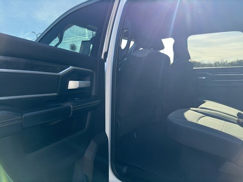 Used 2024 RAM 2500 Big Horn w/ Off Road Package image 23