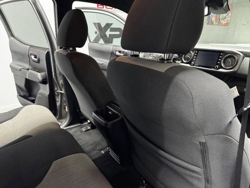 Used 2020 Toyota Tacoma TRD Sport w/ Technology Package image 47