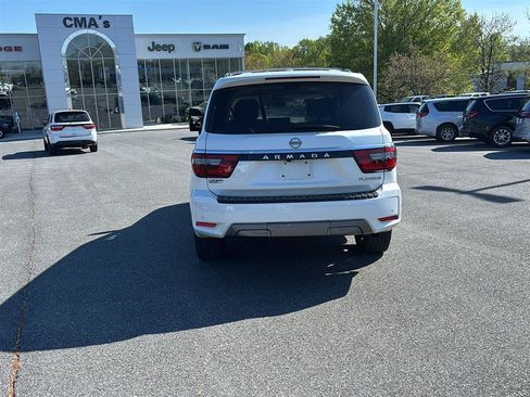 Used 2022 Nissan Armada Platinum w/ Captain's Chairs Package image 6