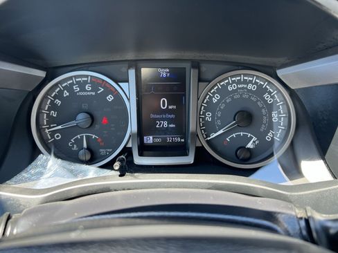 Used 2023 Toyota Tacoma SR5 AWD/4WD image 17