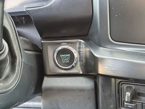 Certified 2024 Ford F350 Lariat w/ Tremor Off-Road Package image 32