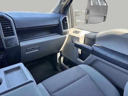 Used 2022 Ford F350 XL w/ Power Equipment Group image 16