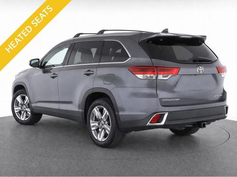 Used 2017 Toyota Highlander Limited Platinum AWD/4WD image 3
