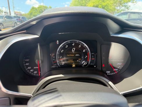 Used 2016 Chevrolet Corvette Stingray Coupe w/ Carbon Flash Badge Package image 8