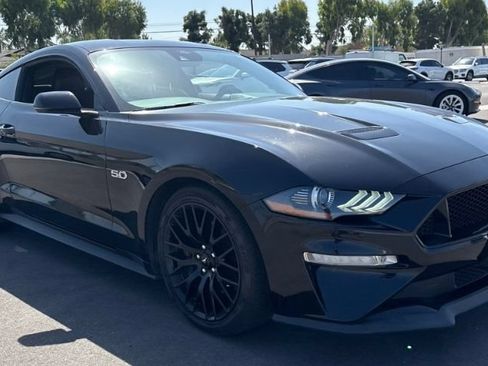 Used 2020 Ford Mustang GT Premium w/ GT Performance Package RWD image 3