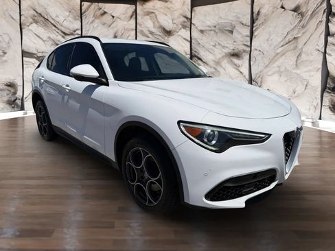 Used 2019 Alfa Romeo Stelvio Sport w/ Quick Order Package 22K Sport RWD image 5