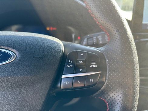 Used 2023 Ford Escape ST-Line image 15