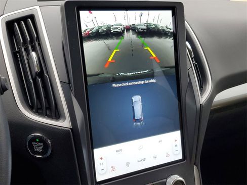 Used 2023 Ford Edge SEL w/ Convenience Package image 16