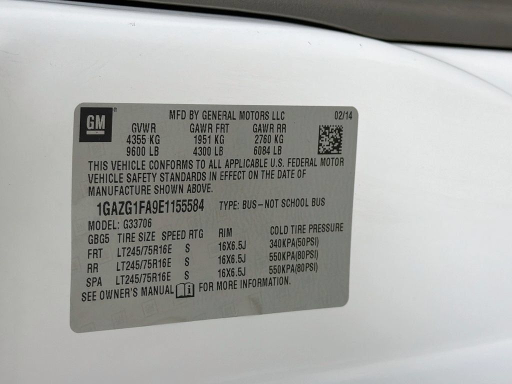 Used 2014 Chevrolet Express 3500 LT w/ LT Preferred Equipment Group RWD image 27