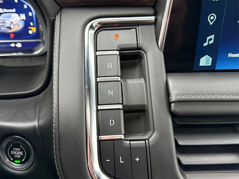 Used 2022 Chevrolet Tahoe LT w/ Luxury Package image 20