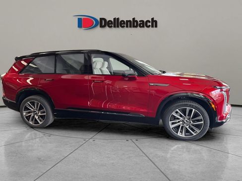 New 2026 Cadillac Vistiq Sport w/ LPO, Floor Liner Package AWD/4WD image 6