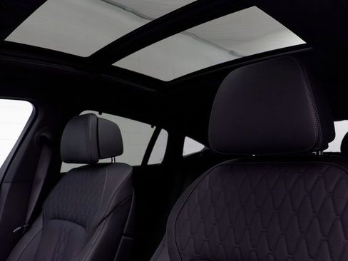 New 2026 BMW X6 M60i image 13