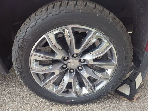 Used 2024 GMC Sierra 1500 Denali image 15