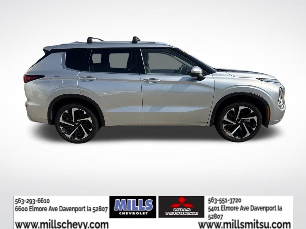 Used 2024 Mitsubishi Outlander SEL AWD/4WD image 6