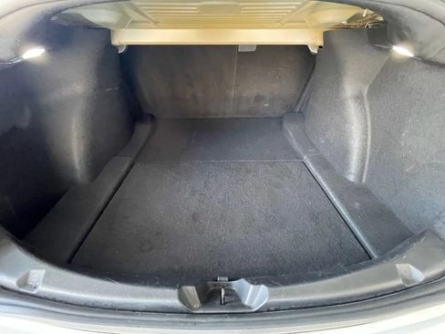 Used 2020 Tesla Model 3 Standard Range RWD image 15