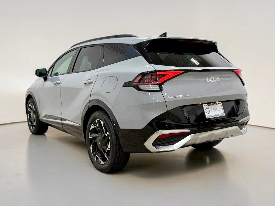 Used 2023 Kia Sportage SX FWD image 9