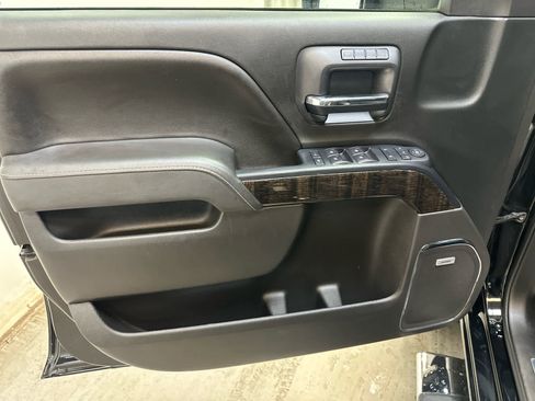 Used 2016 GMC Sierra 2500 Denali w/ Duramax Plus Package image 26