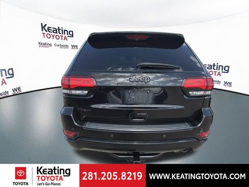Used 2021 Jeep Grand Cherokee Laredo X AWD/4WD image 4