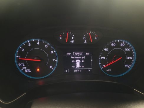 Used 2023 Chevrolet Equinox LS image 23