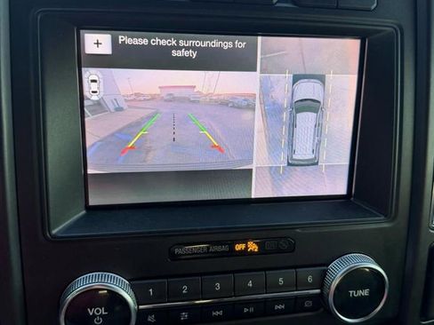 Used 2019 Ford Expedition Limited w/ Equipment Group 302A image 17