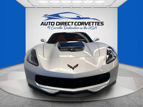 Used 2019 Chevrolet Corvette Z06 RWD image 2