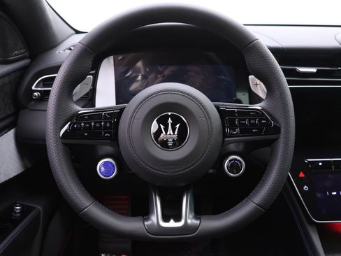 New 2025 Maserati Grecale Modena AWD/4WD image 13
