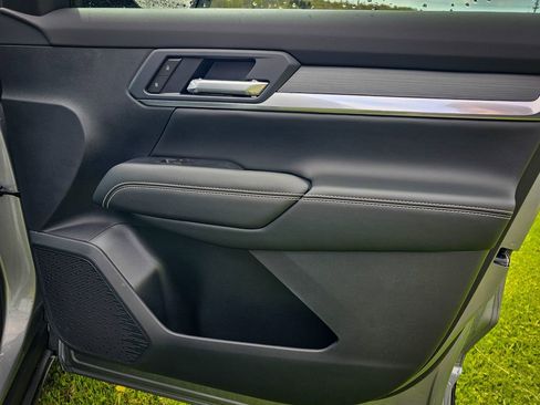 New 2026 GMC Terrain Elevation AWD/4WD image 37