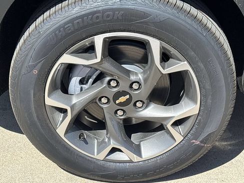 New 2026 Chevrolet Trax LT w/ LT Convenience Package FWD image 10