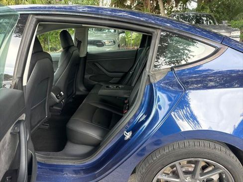 Used 2022 Tesla Model 3 RWD image 16
