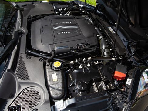 Used 2015 Jaguar F-TYPE S image 54