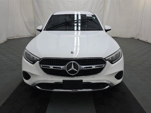 Used 2024 Mercedes-Benz GLC 300 GLC 300 image 2