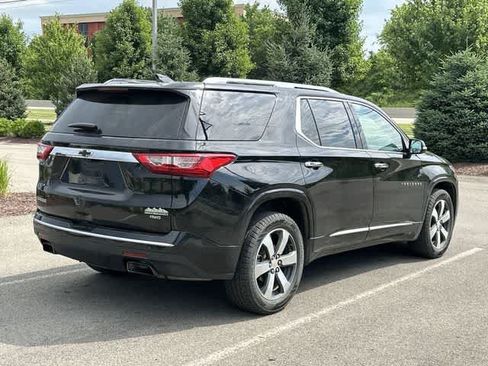 Used 2019 Chevrolet Traverse High Country w/ LPO, Floor Liner Package AWD/4WD image 24