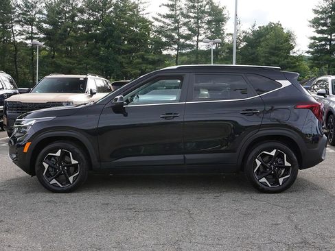 Used 2024 Kia Seltos EX AWD/4WD image 18