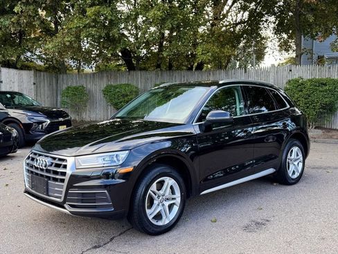Used 2019 Audi Q5 2.0T Premium AWD/4WD image 2