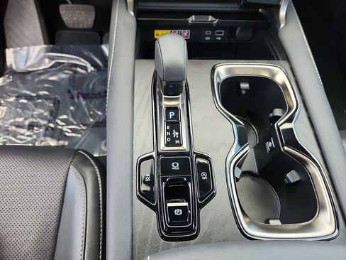 Used 2026 Lexus RX 350 Premium w/ Accessory Package (Z1) FWD image 30