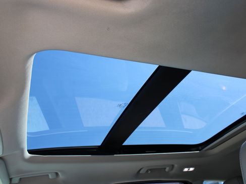 Used 2019 Ford Escape Titanium image 20