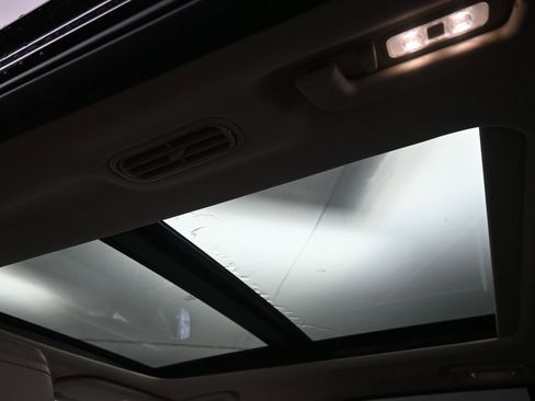 Used 2024 Ford Expedition Max Limited image 19