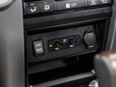 Used 2019 Toyota 4Runner Limited image 29