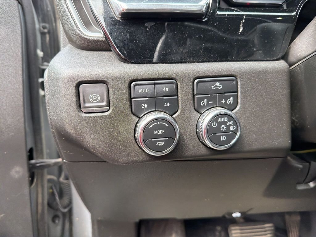 Used 2023 GMC Sierra 1500 Elevation w/ X31 Off-Road Package AWD/4WD image 18