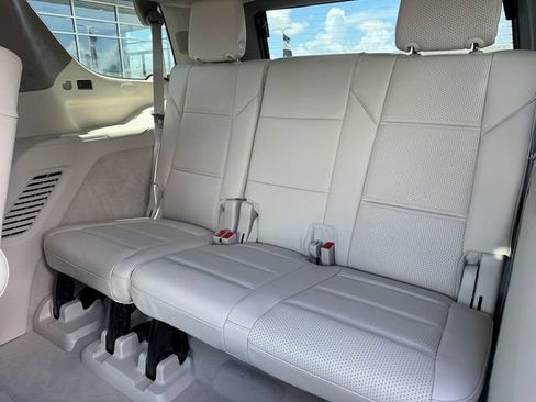 New 2026 Cadillac Escalade Platinum Sport AWD/4WD image 9