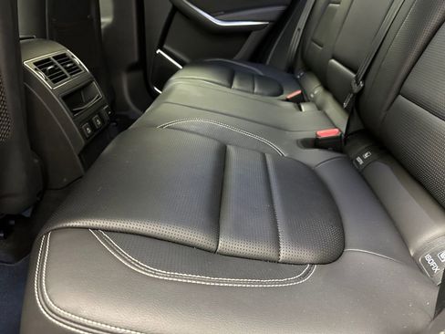 Used 2024 Jaguar F-PACE R-Dynamic S AWD/4WD image 16