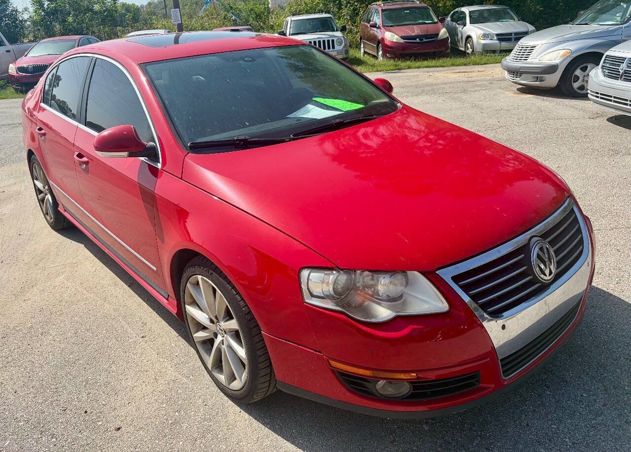 Used 2008 Volkswagen Passat VR6 FWD image 7
