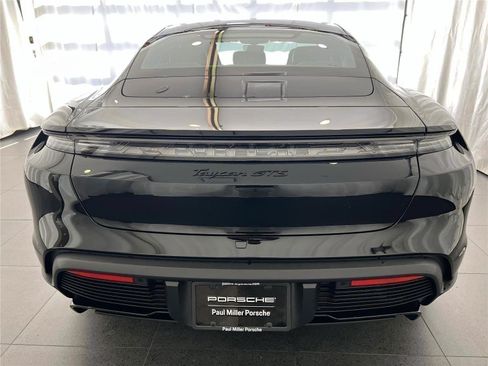 New 2026 Porsche Taycan GTS image 8