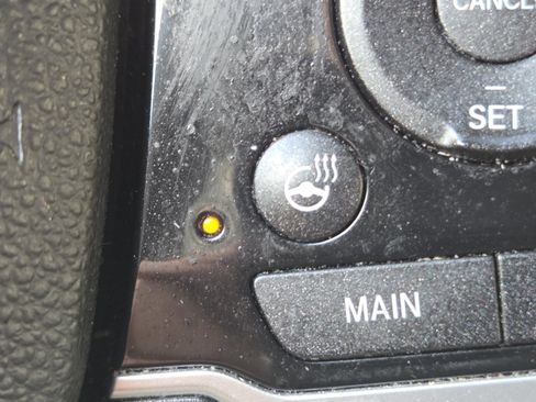 Used 2022 Honda Pilot Black Edition image 7