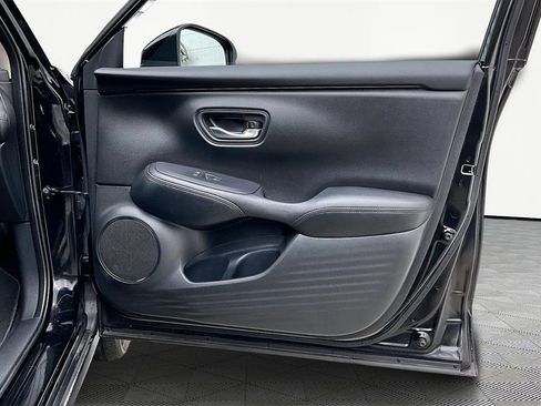 Used 2025 Honda HR-V LX image 24