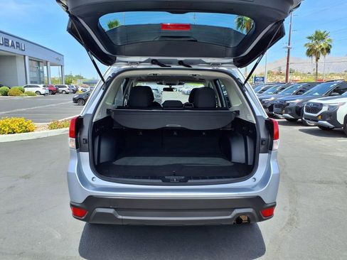 Used 2023 Subaru Forester Premium AWD/4WD image 15