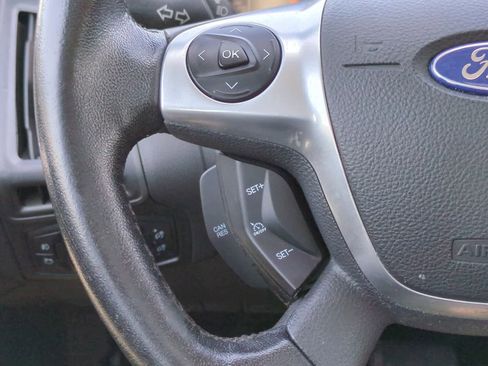 Used 2014 Ford Focus SE w/ SE Sport Package image 25