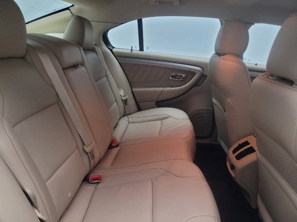 Used 2018 Ford Taurus SEL w/ Equipment Group 201A FWD image 19